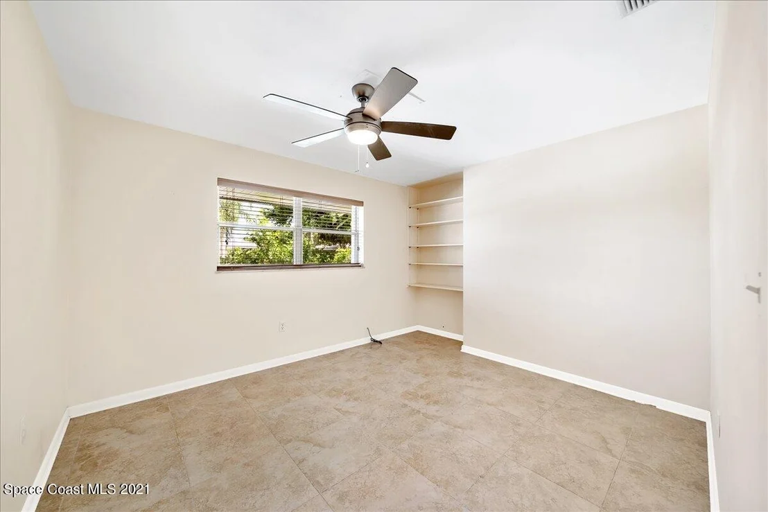 Photo of 585 Bahama Drive