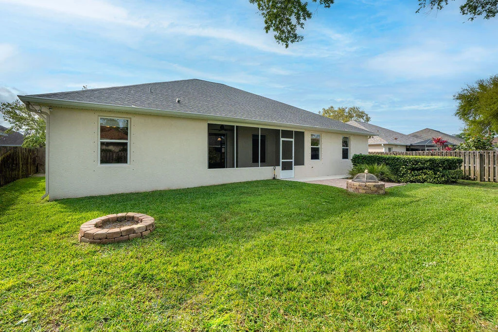 Photo of 2313 Woodfield Circle