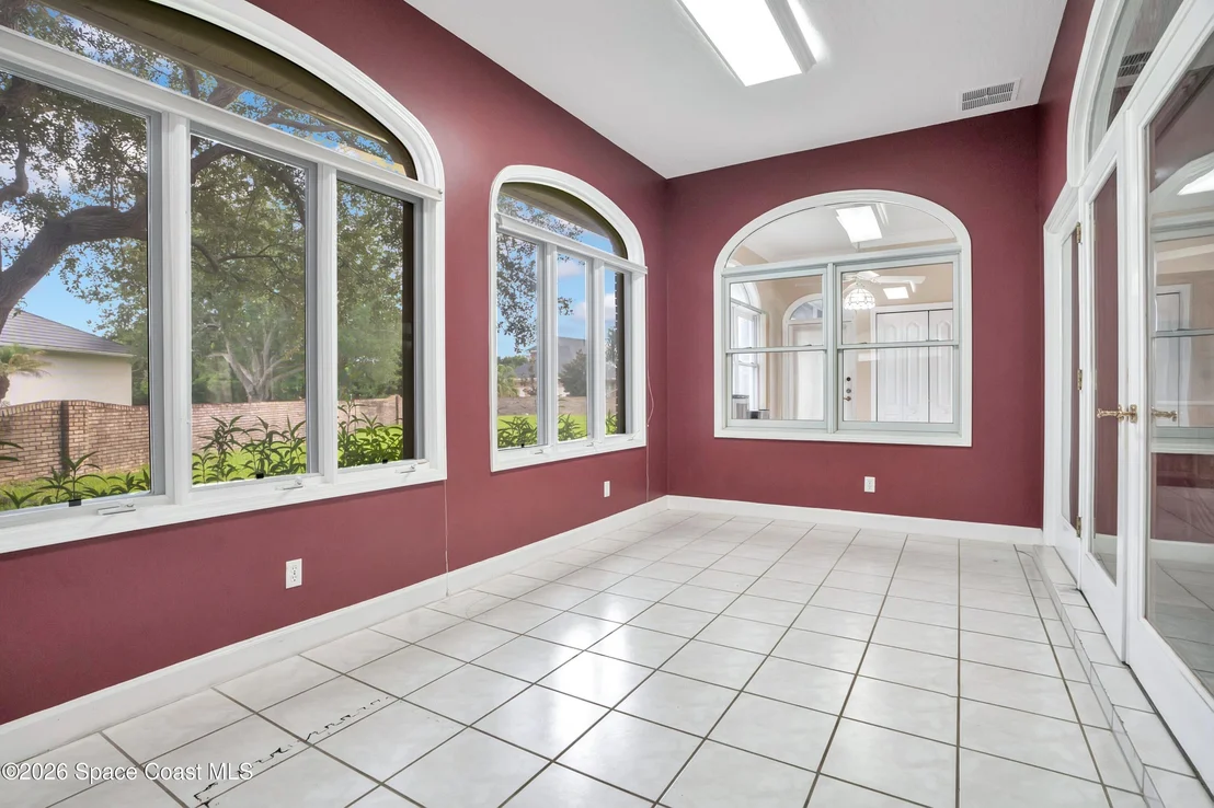 Photo of 772 Oak Park Drive