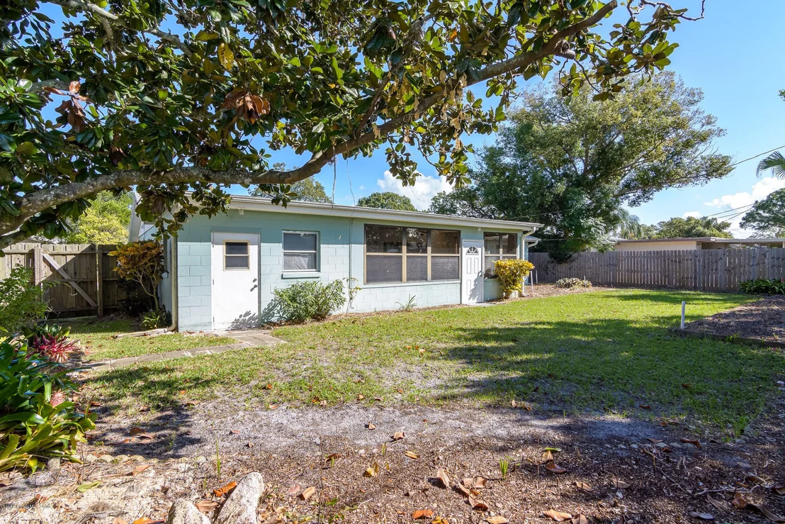 Photo of 955 Cristobal Drive