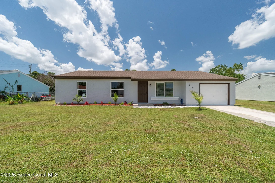 Photo of 730 Azure Avenue NE