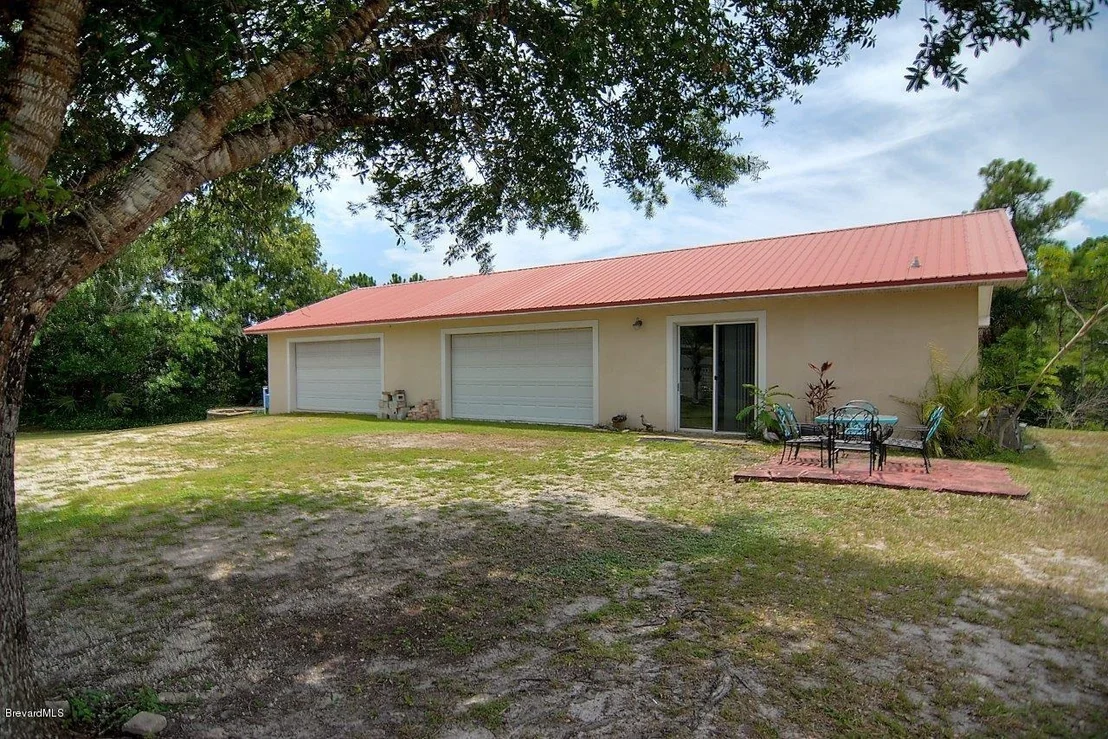 Photo of 2270 Grant Road