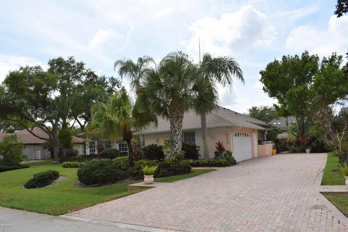 Photo of 6250 Capstan Court