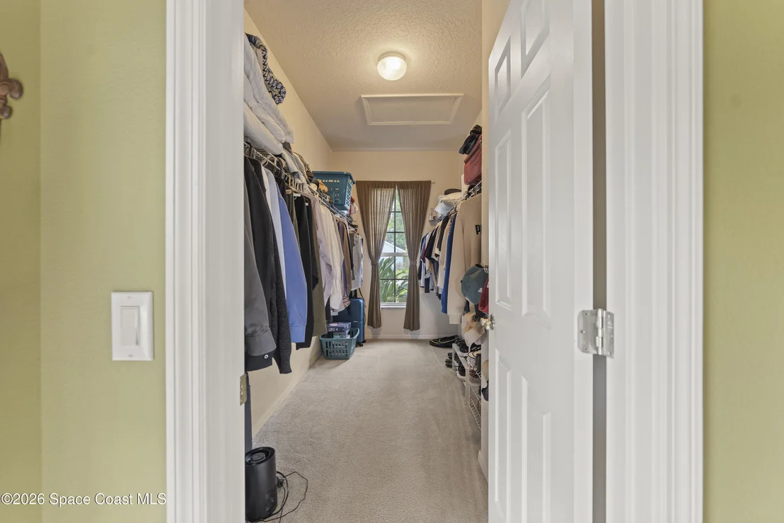 Photo of 385 Tunbridge Drive