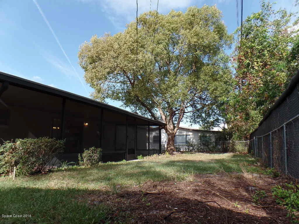 Photo of 1720 Golfview Drive