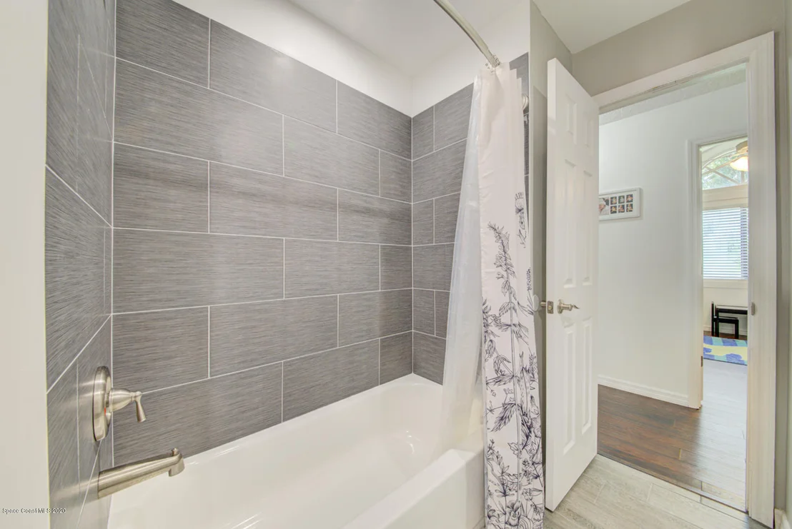 Photo of 6421 Hunt Road