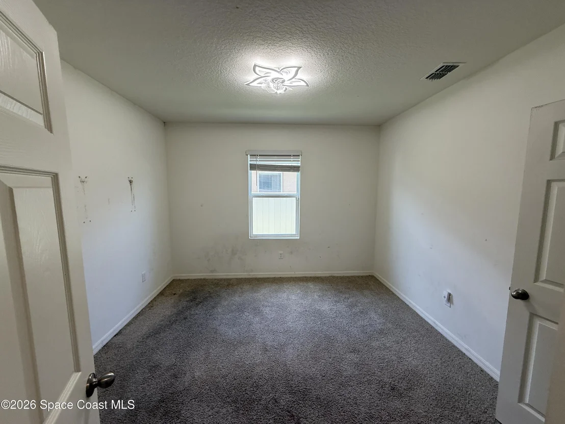 Photo of 1345 Valley View Avenue