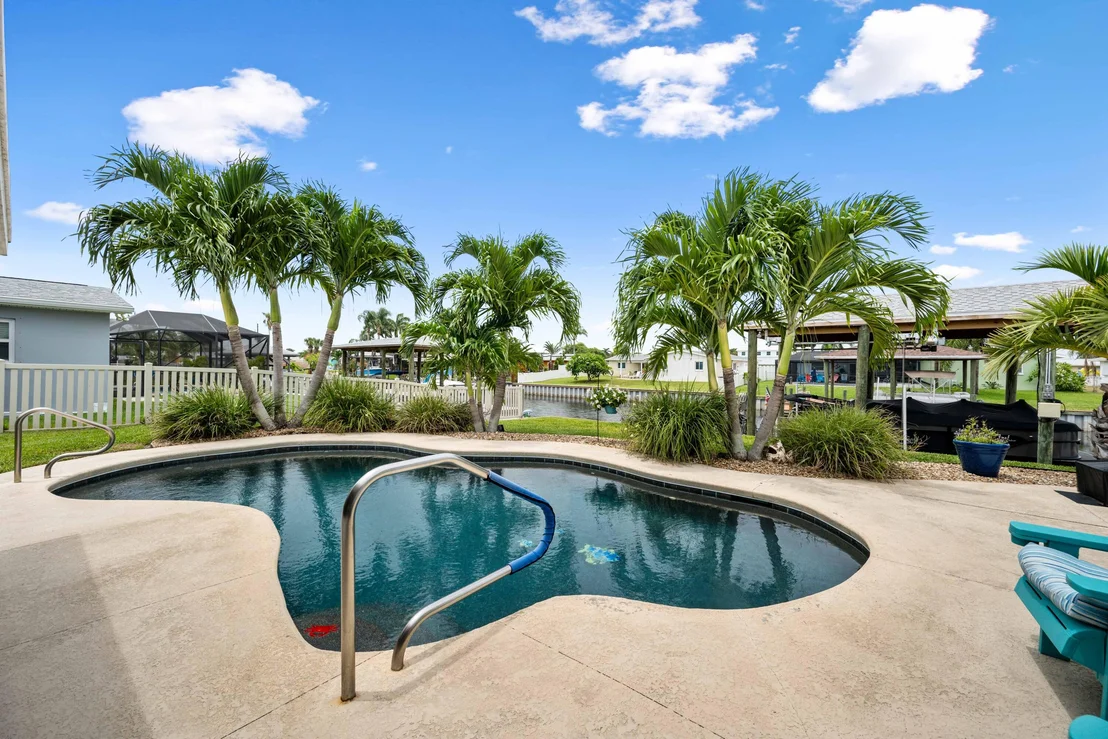 Photo of 420 Sparrow Drive