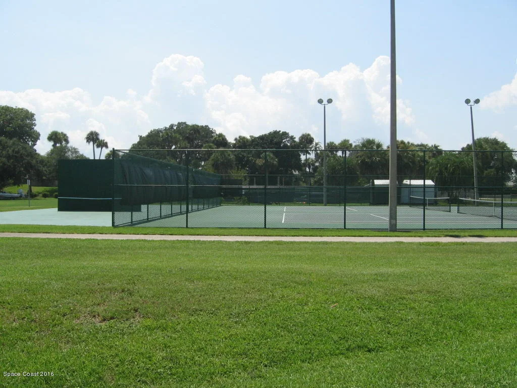 Photo of 810 Ballard Drive