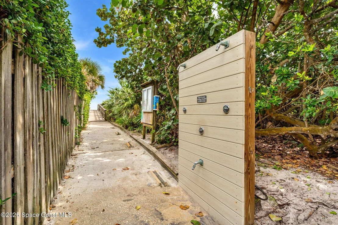 Photo of 424 Arrowhead Lane