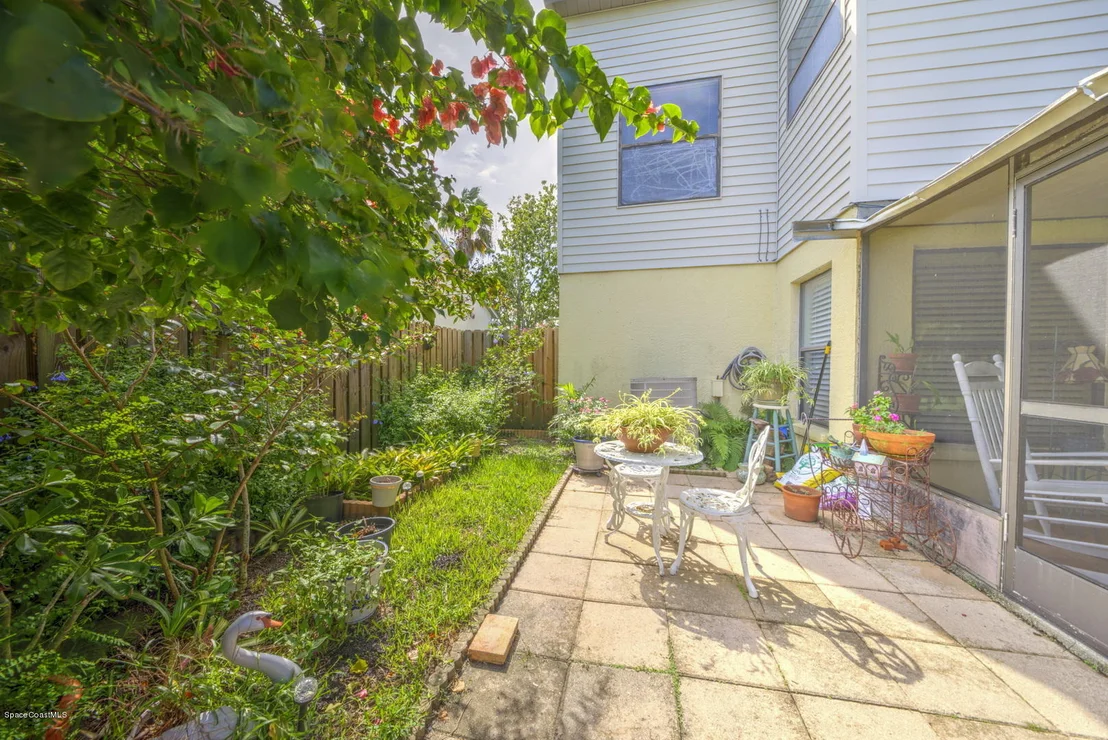 Photo of 1687 Clover Circle