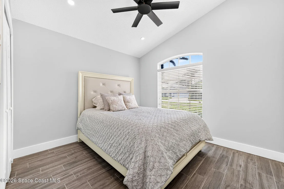 Photo of 2453 Addington Circle