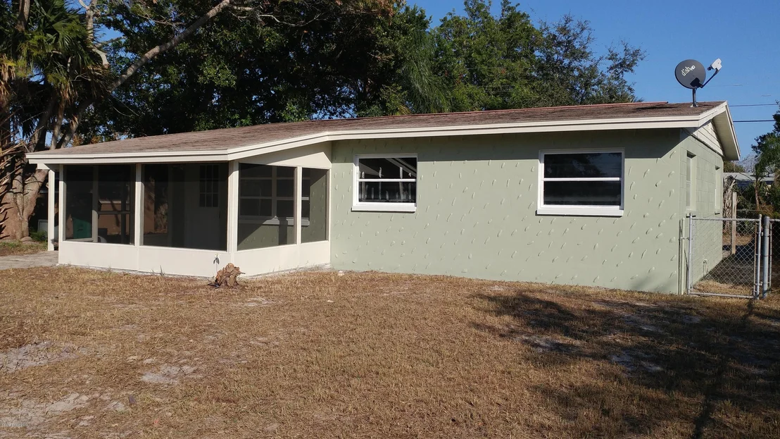 Photo of 1449 Lillian Lane