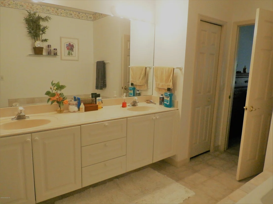 Photo of 903 Whisperpine Drive