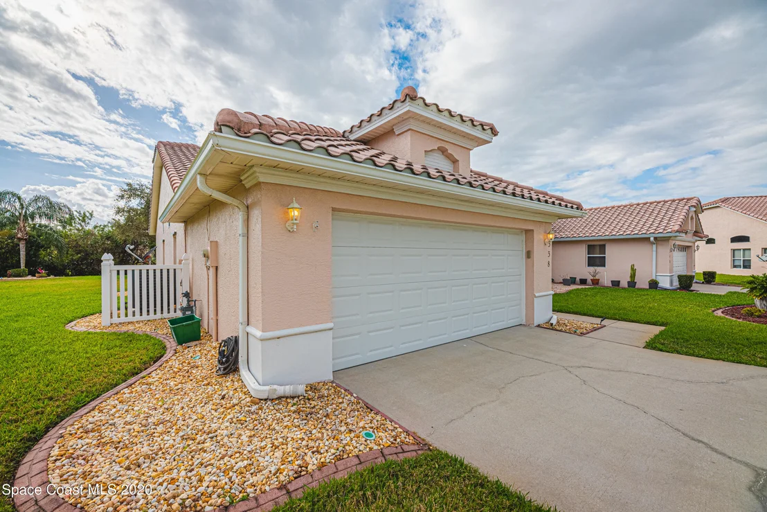 Photo of 338 Renaissance Avenue