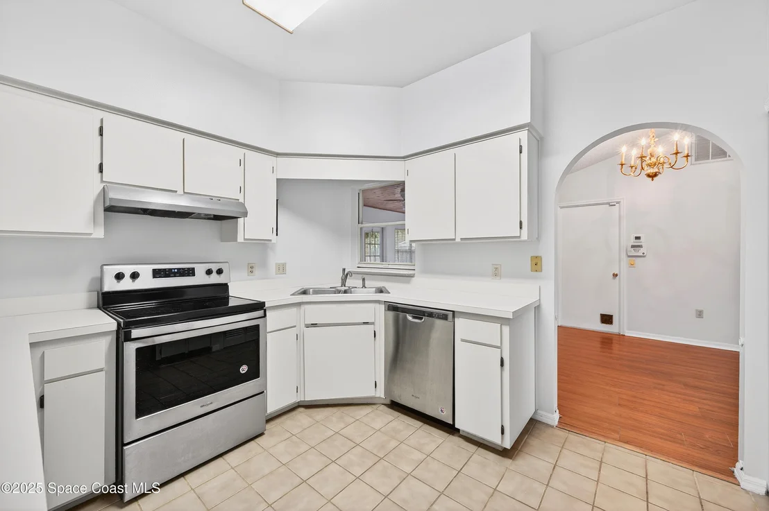 Photo of 4859 Horton Street