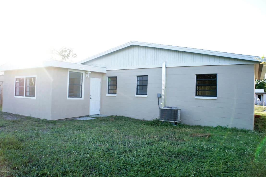 Photo of 2195 Allan Adale Road