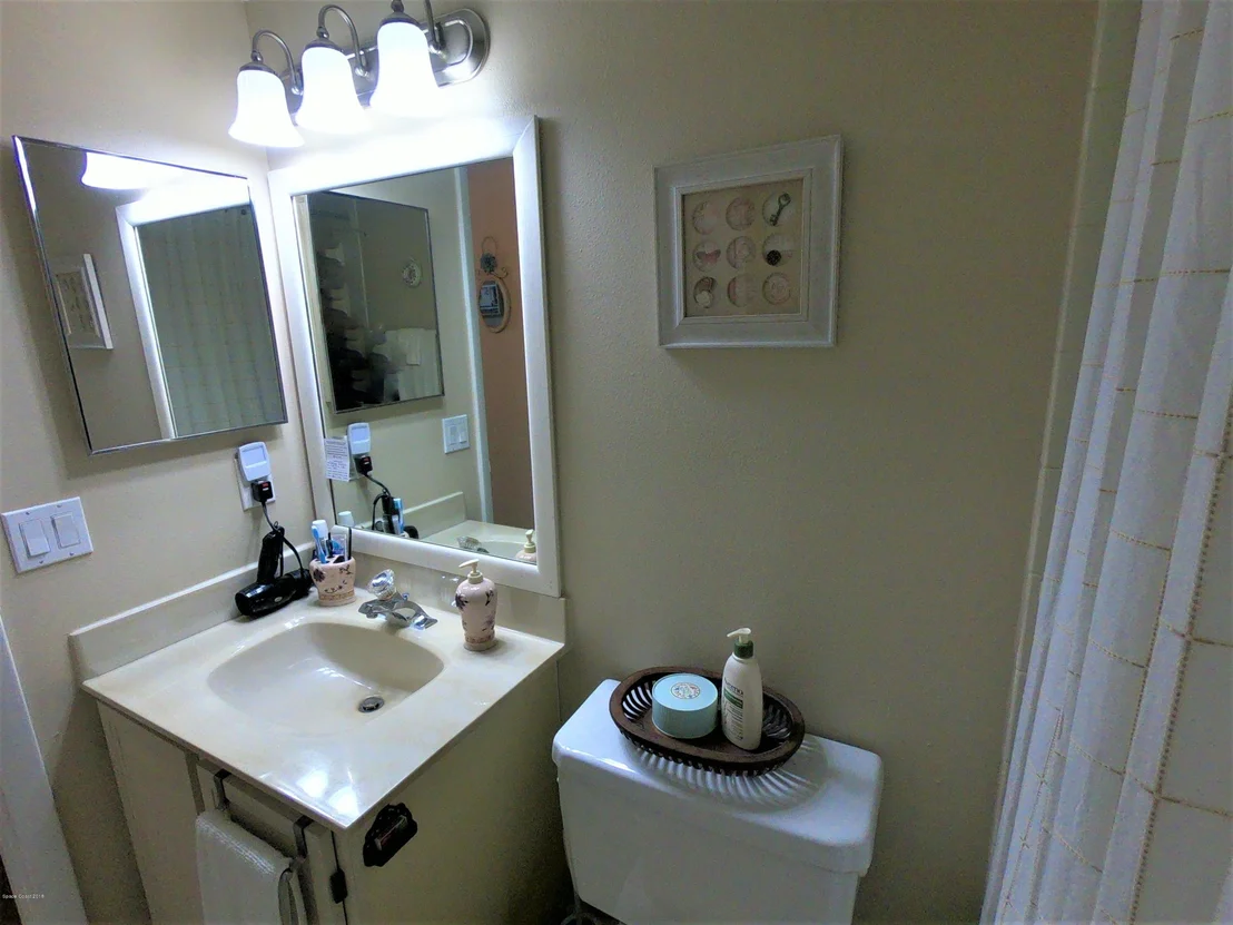 Photo of Unit 103 at 3213 Murrell Road
