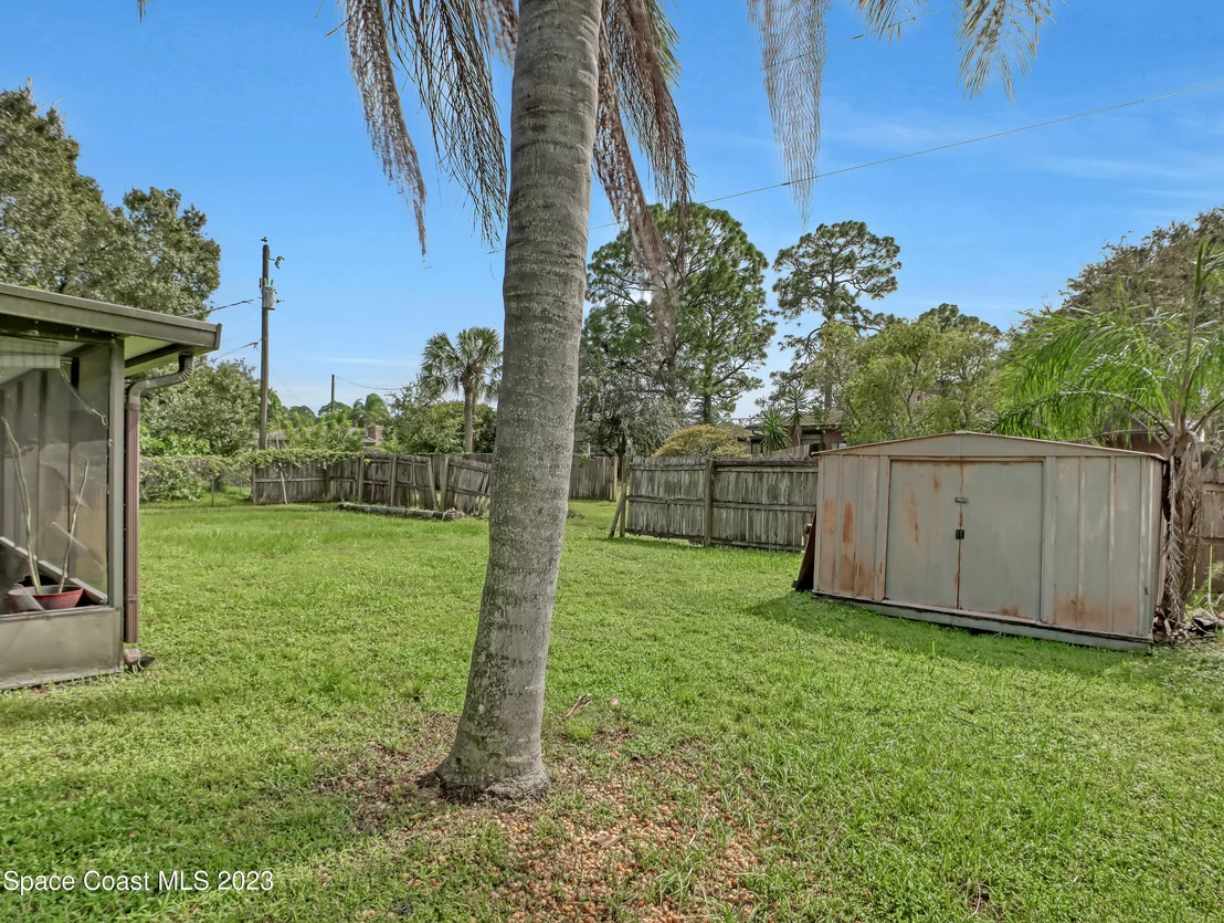 Photo of 232 Treu NW