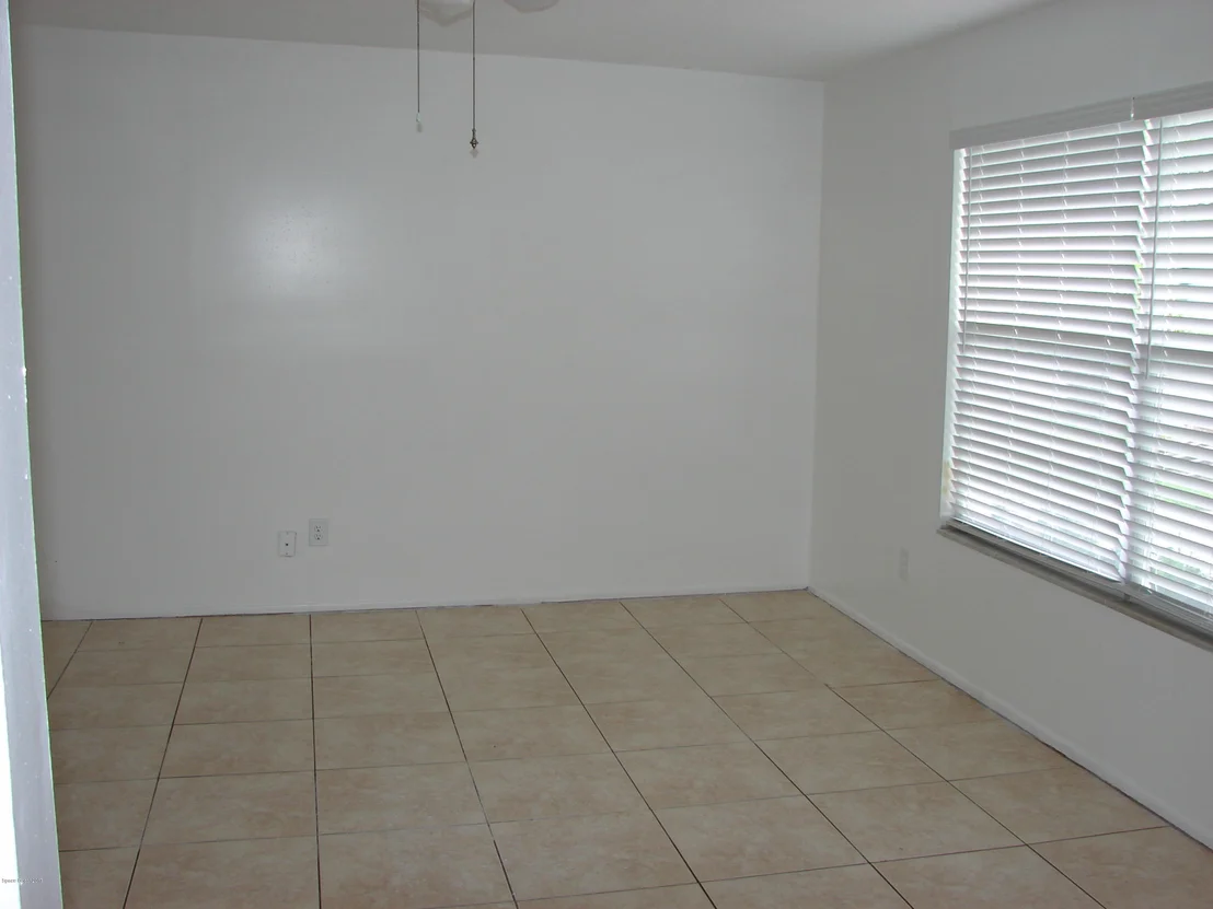 Photo of 762 Hampton Drive NE