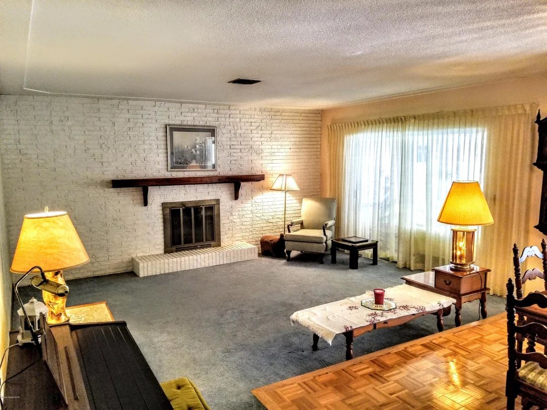 Photo of 945 Bluewater Drive