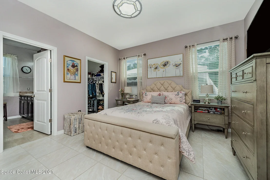 Photo of 187 Maple Drive