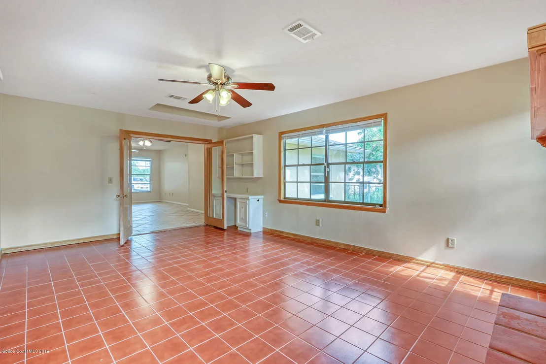 Photo of 3214 Jupiter Boulevard SE