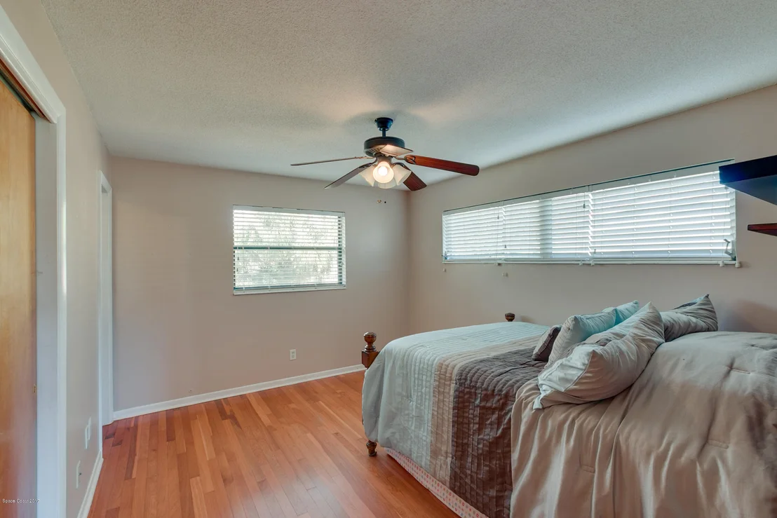 Photo of 1059 La Paloma Drive