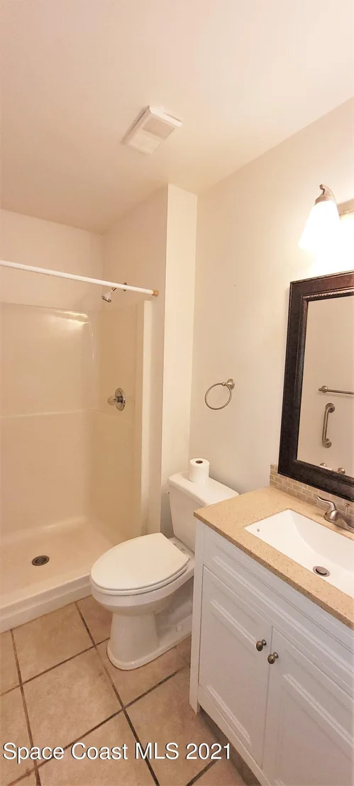 Photo of 5569 Flint Road