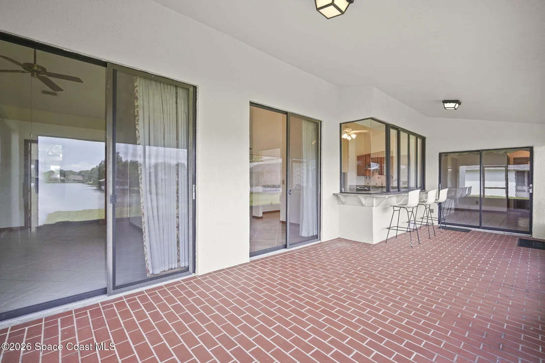 Photo of 1246 Lakeview Drive