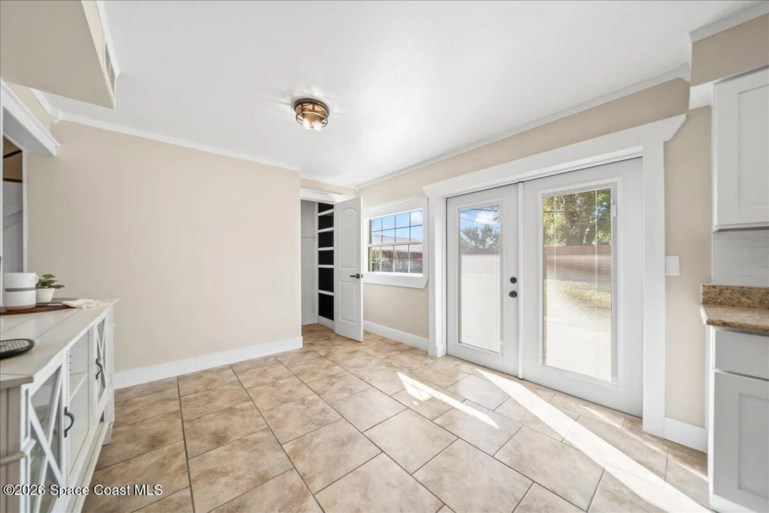 Photo of 937 Brunswick Lane