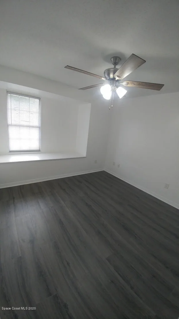 Photo of 926 Burn Drive NE