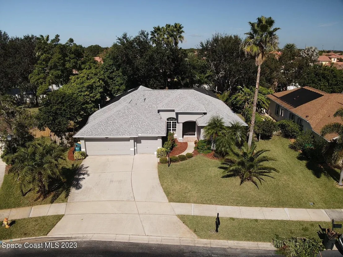 Photo of 6037 Arlington Circle