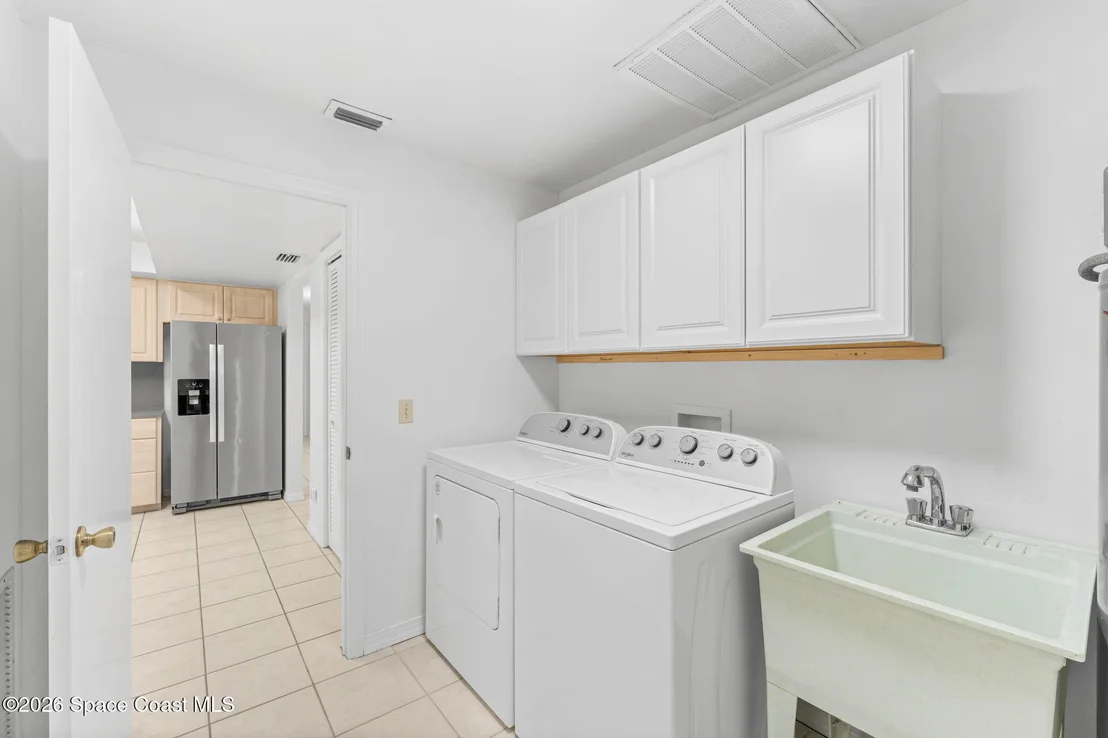Photo of 1512 Meadowbrook Road NE