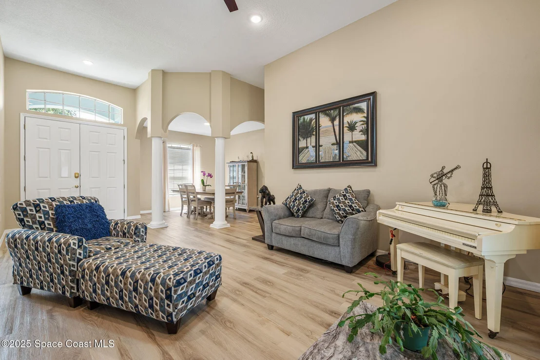 Photo of 312 Barrymore Drive