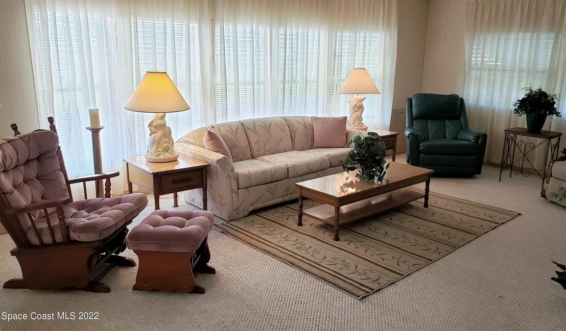 Photo of 2375 Coconut Palm Drive NE