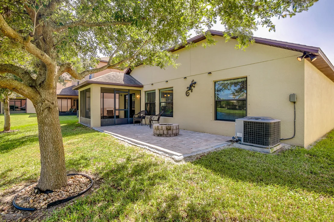 Photo of 205 Dryden Circle