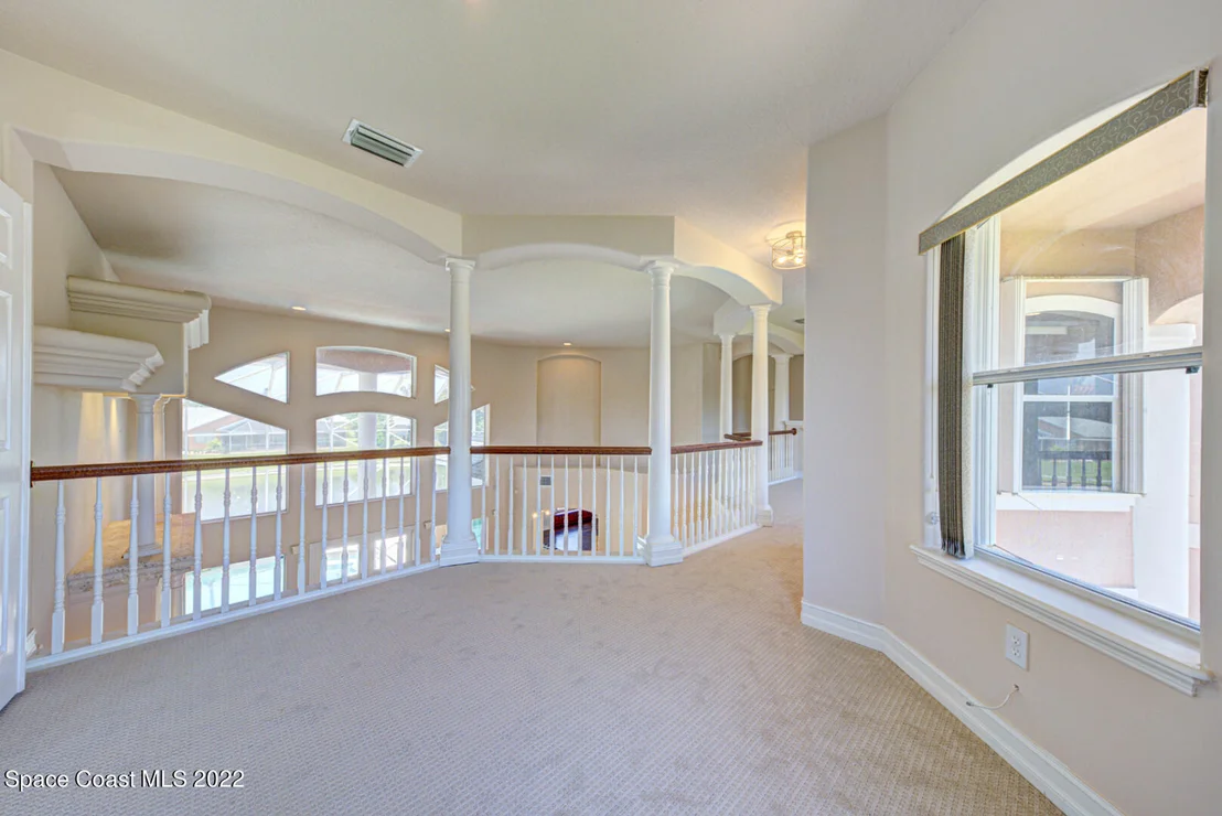 Photo of 334 Island Drive