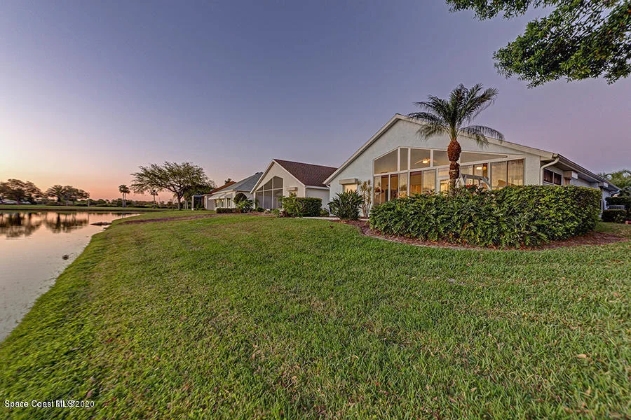 Photo of 2580 Addington Circle