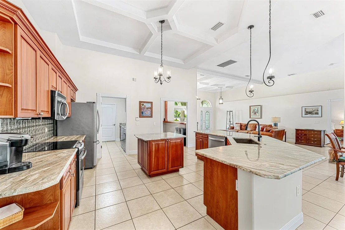Photo of 1697 E Auburn Lakes Drive N