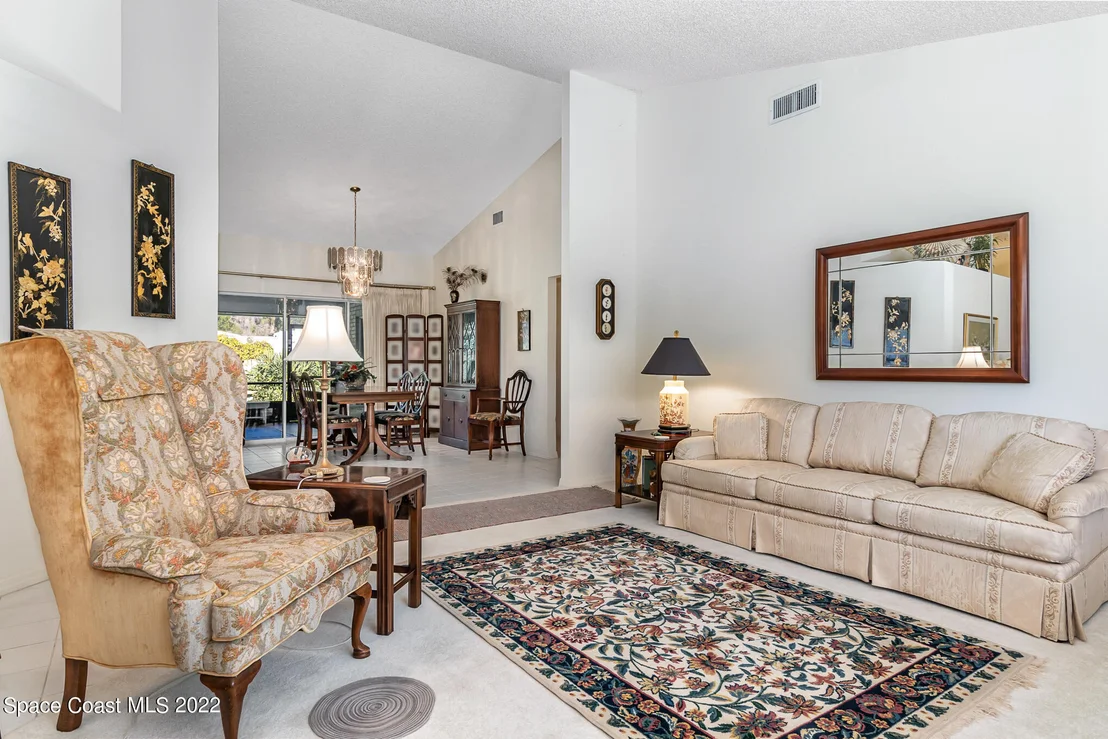 Photo of 4050 Burkholm Road