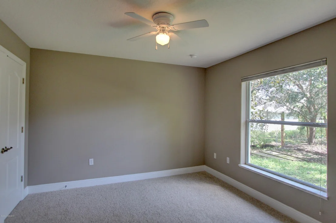 Photo of 326 Park Hill Boulevard