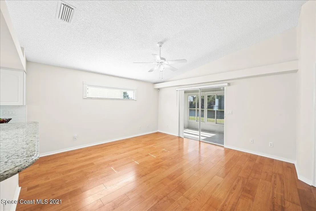 Photo of 8047 Bracken Lane