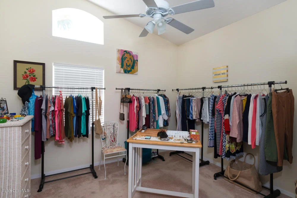 Photo of 490 SHELL COVE Drive