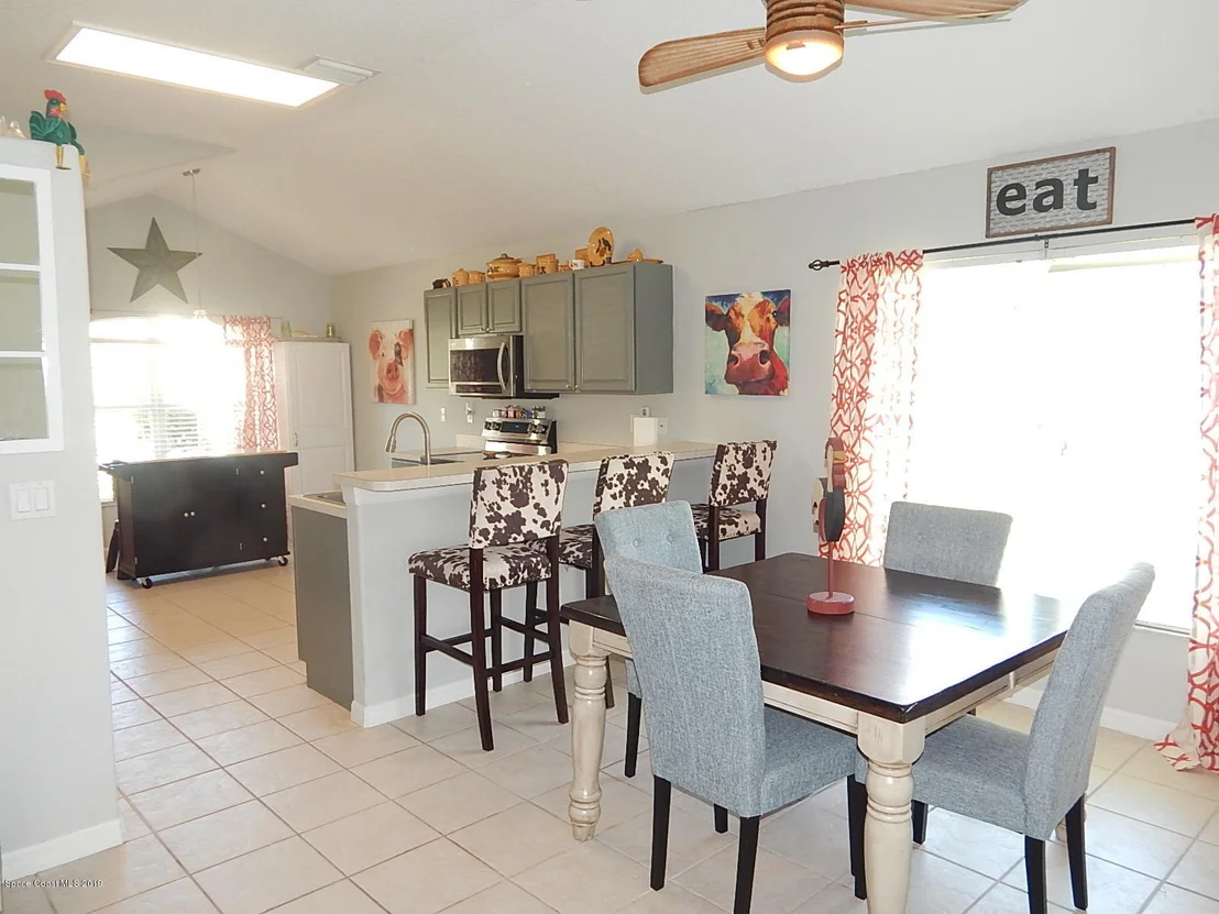 Photo of 414 Sedgewood Circle
