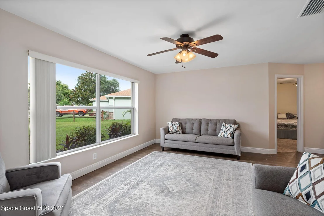 Photo of 2412 Devonswood Road