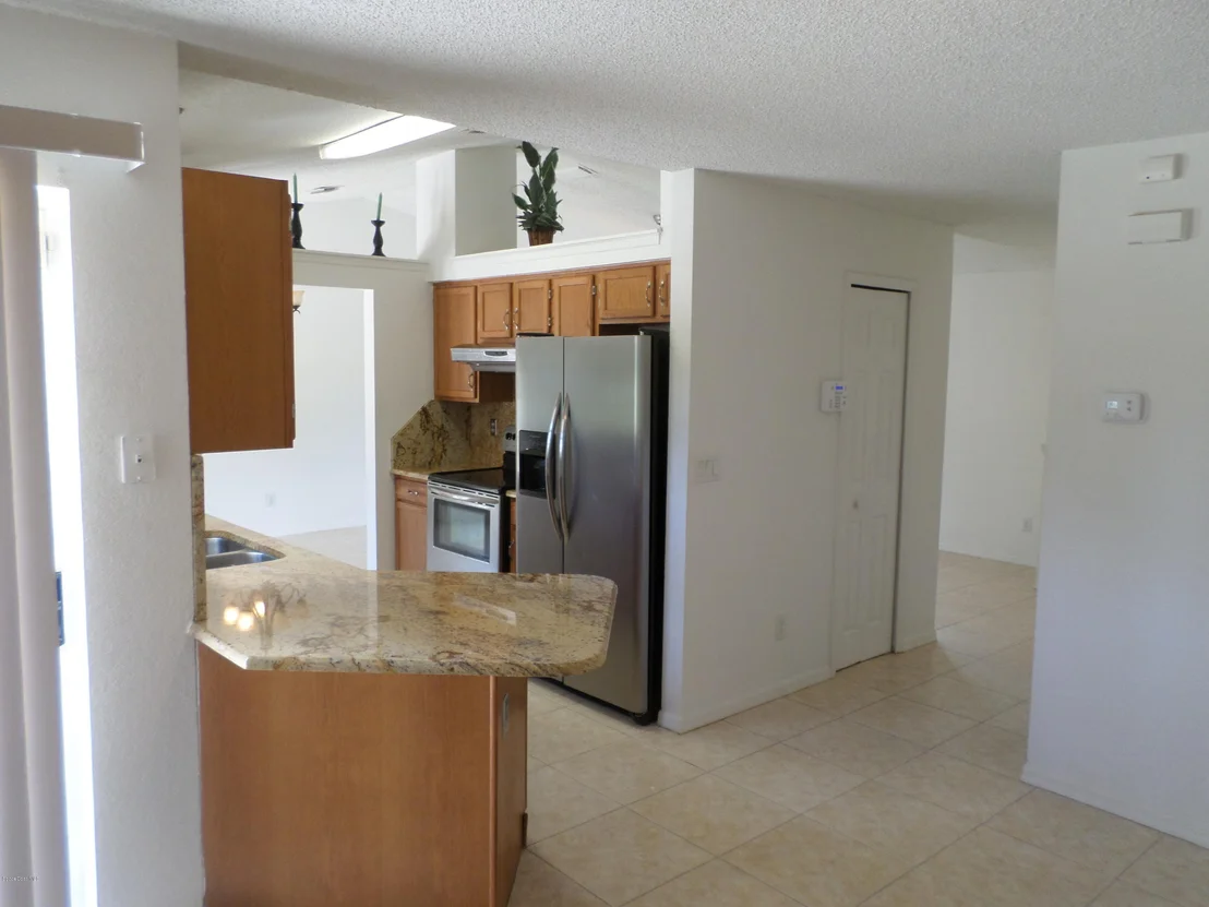 Photo of 5740 FRIENDLY Street