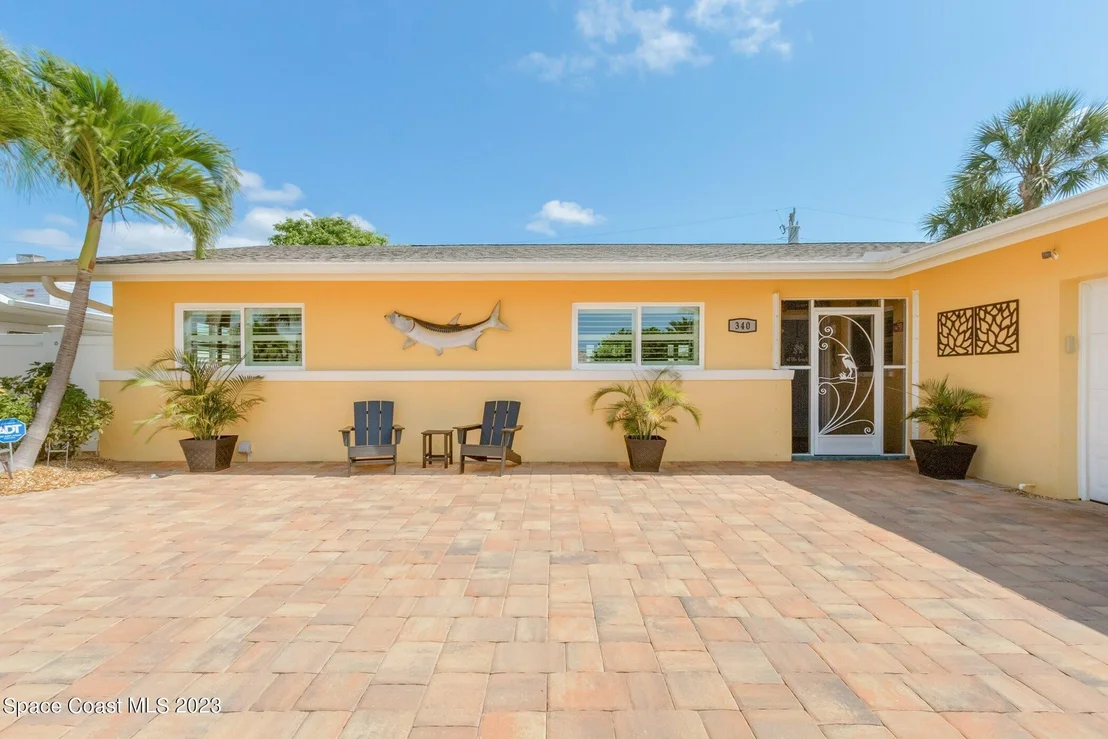 Photo of 340 Dorset Drive