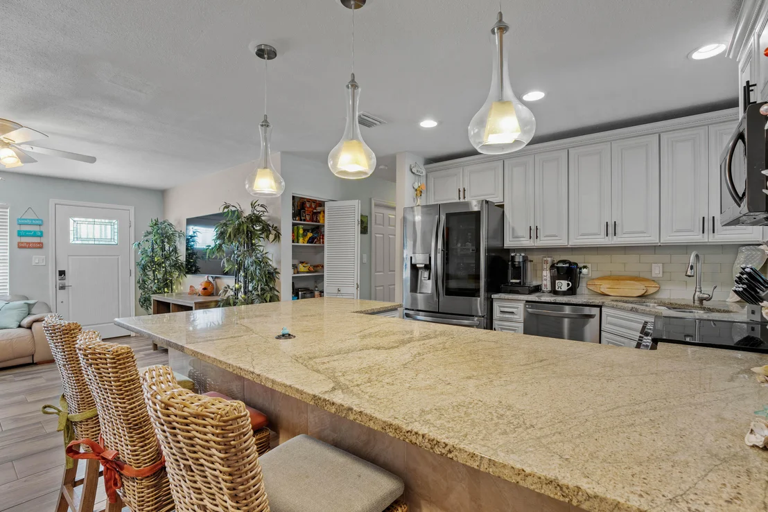 Photo of 340 W Exeter Street