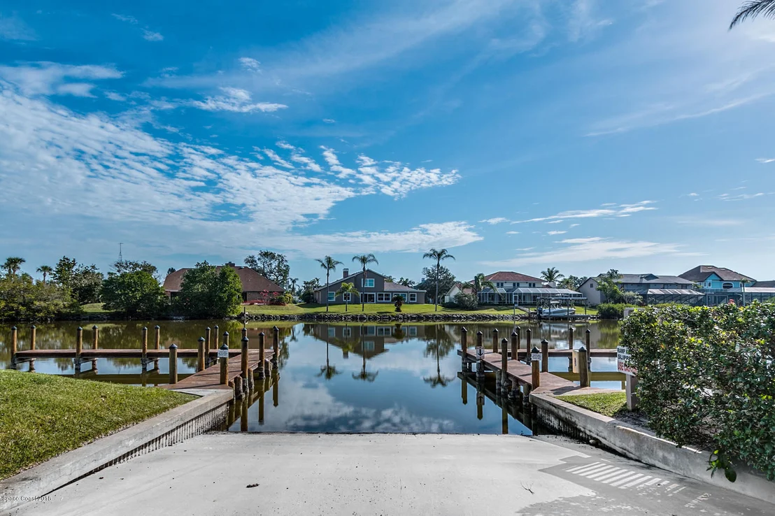 Photo of 280 Lanternback Island Drive